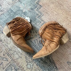 NWT Rawhide Womens Brown Leather Slip On Cowboy Boots Fringe sz 9.5